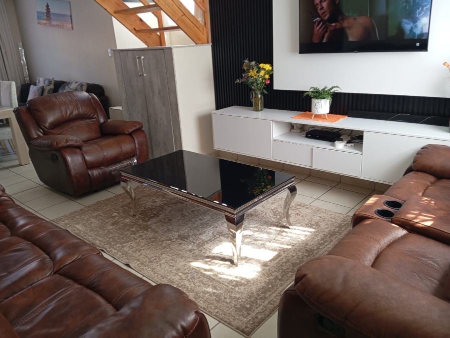 3 Bedroom Property for Sale in Waterval East North West